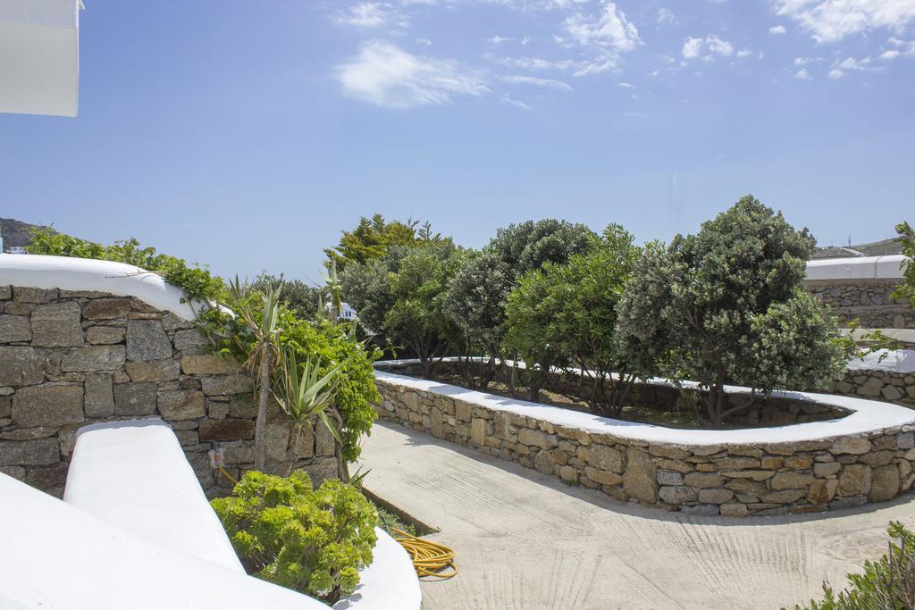 Eleftheria & * Ornos (Mykonos)